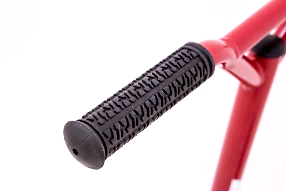 FXA12_RED_02